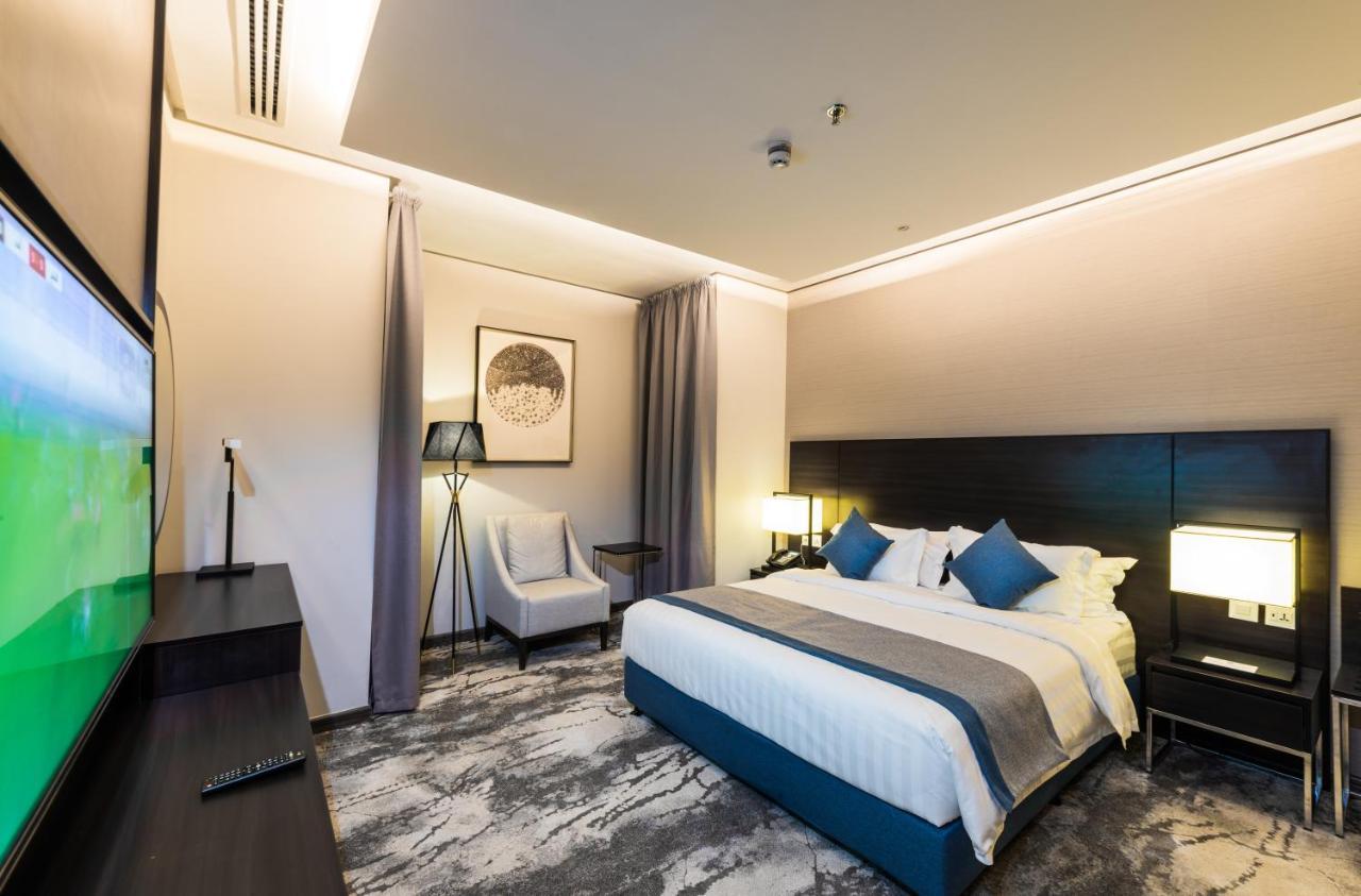 Aber Al Munsiyah Hotel Рияд Екстериор снимка