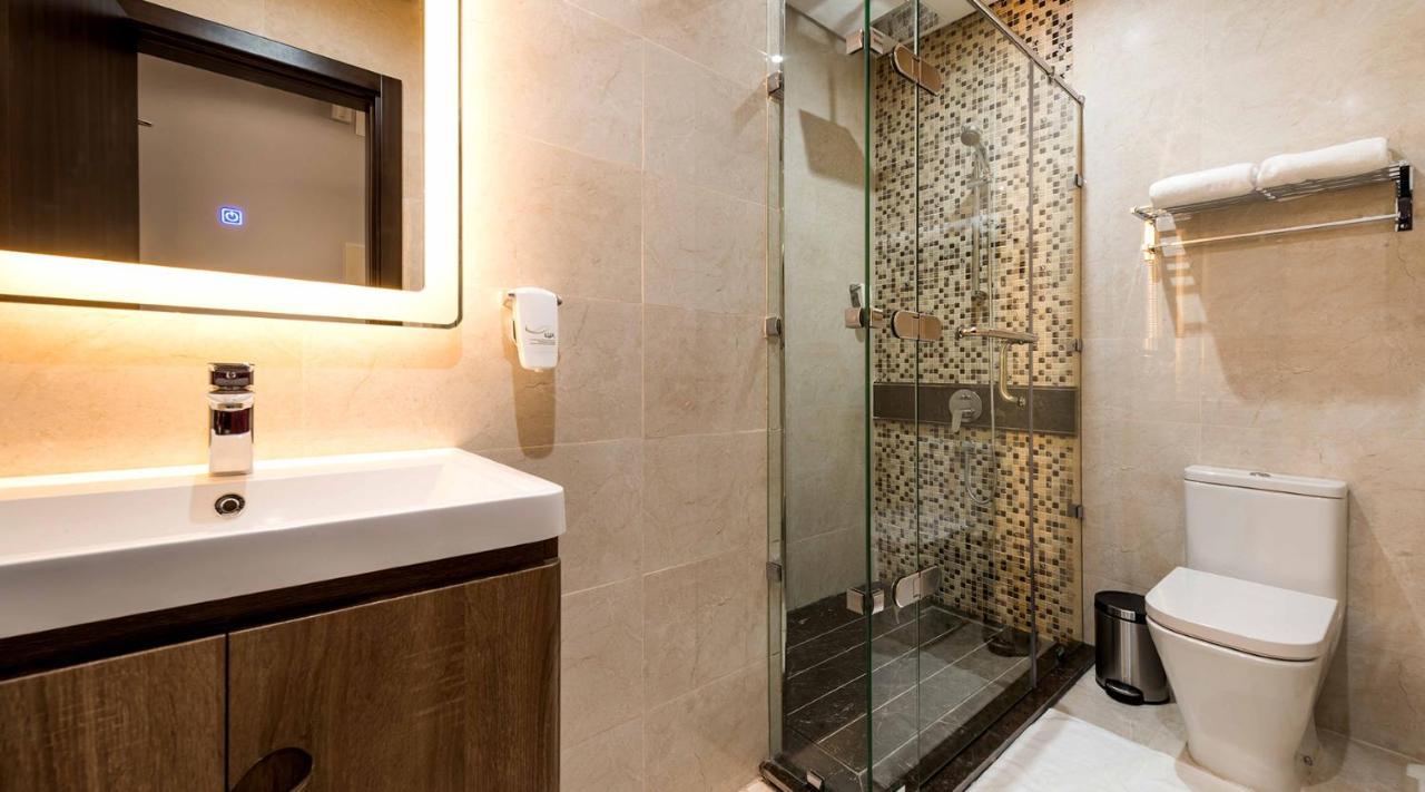 Aber Al Munsiyah Hotel Рияд Екстериор снимка