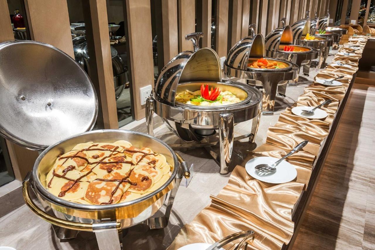 Aber Al Munsiyah Hotel Рияд Екстериор снимка